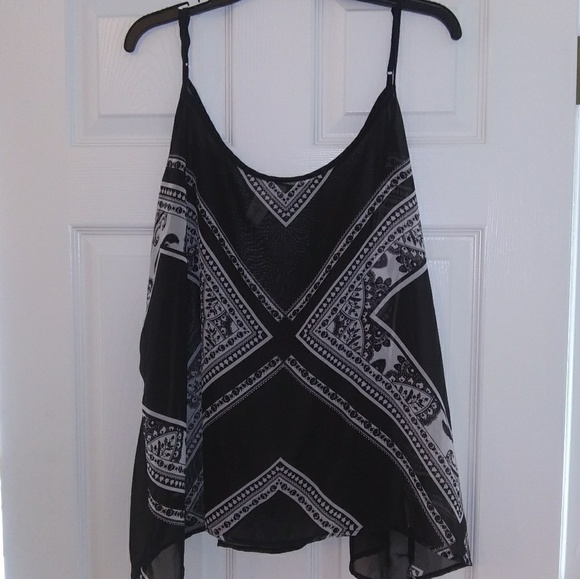 morgan city Tops - Sheer Bohemian tank black & white design EUC